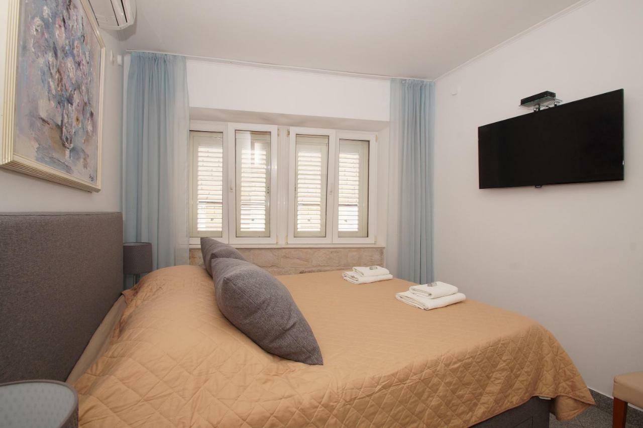 Apartments Galerija Korcula Town Exterior photo