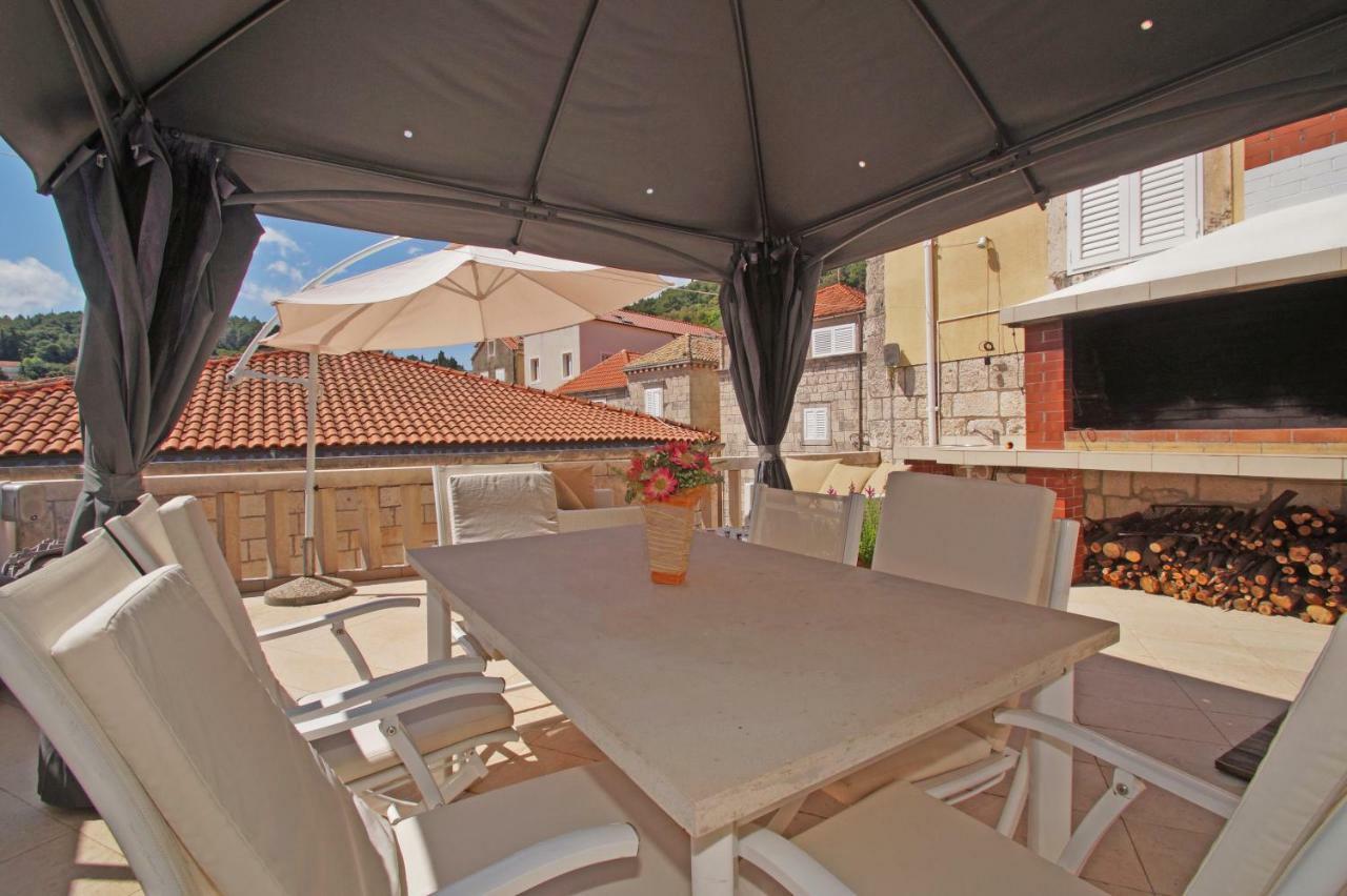 Apartments Galerija Korcula Town Exterior photo
